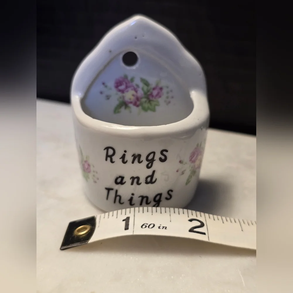 Floral Ceramic Ring Holder - Picture 2 of 6